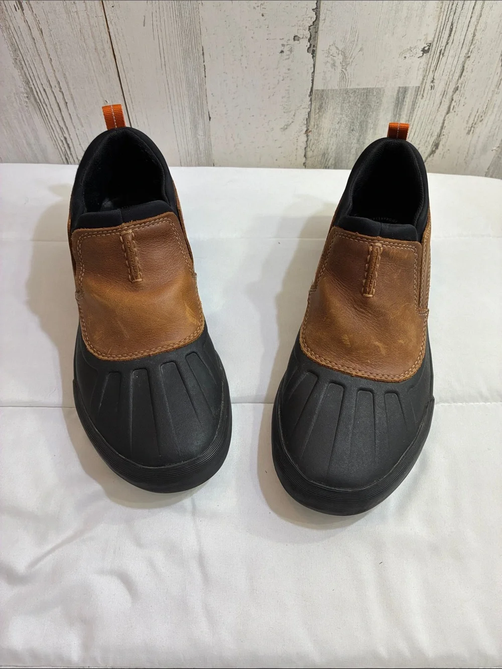 Clarks Brown and Black Slip-On Rain & Snow Boots Men’s Sz 9.5 leather